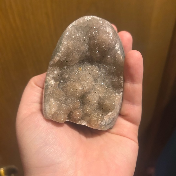 Rainbow Amethyst Cutbase - Picture 3 of 4